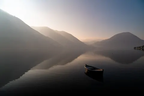 Misty Mountain Lake 4K Wallpaper · nature · 3840×2555