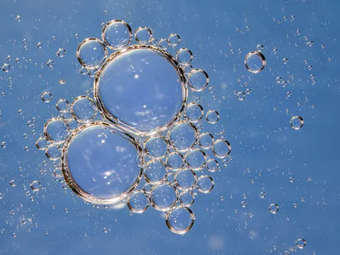 Oil Bubbles 4K Wallpaper · abstract · 3840×2880