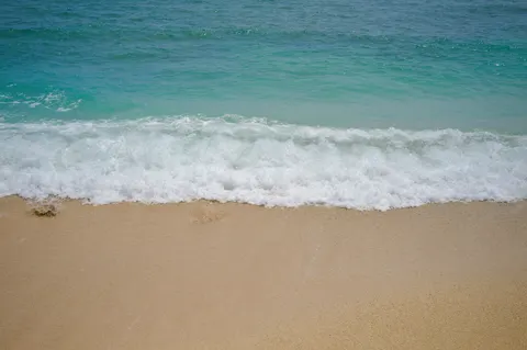Fondo de pantalla Playa Tropical 4K · ocean · 3840×2556
