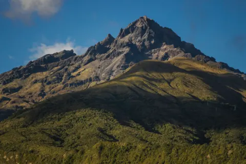 Vulkan 4K Hintergrundbild · nature · 3840×2560