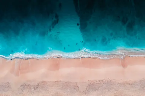 热带海滩 4K壁纸 · ocean · 3840×2558
