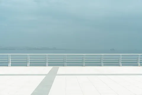Fondo de pantalla Agua Quieta 4K · minimal · 3840×2560
