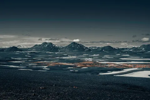 Volcano 4K Wallpaper · nature · 3840×2560