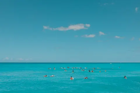 Tapeta Tropikalna Plaża 4K · ocean · 3840×2558