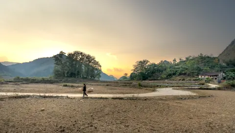 시골 들판 4K 배경화면 · nature · 3840×2176