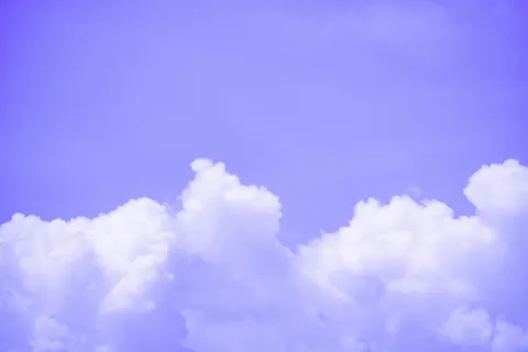 पेस्टल बादल 4K वॉलपेपर · minimal · 3840×2560