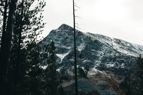 Snowy Mountain Peak 4K Wallpaper · mountains · 3840×2561