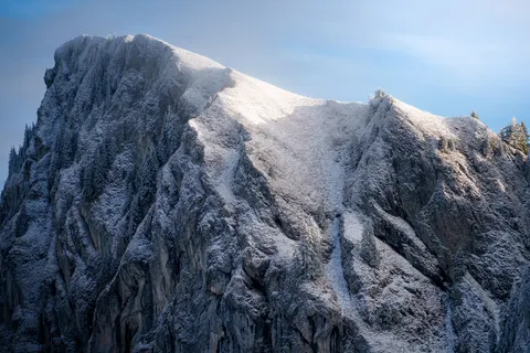 Snowy Mountain Peak 4K Wallpaper · mountains · 3840×2560
