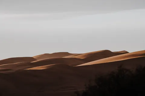 Обои Закат над дюнами 4K · minimal · 3840×2560