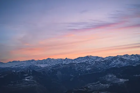 Mountain Range 4K Wallpaper · mountains · 3840×2560