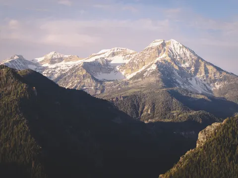 Mountain Range 4K Wallpaper · mountains · 3840×2880