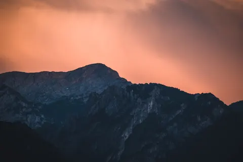 Mountain Range 4K Wallpaper · mountains · 3840×2560