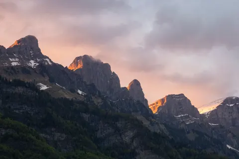 Mountain Range 4K Wallpaper · mountains · 3840×2561