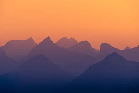 Mountain Range 4K Wallpaper · mountains · 3840×2561