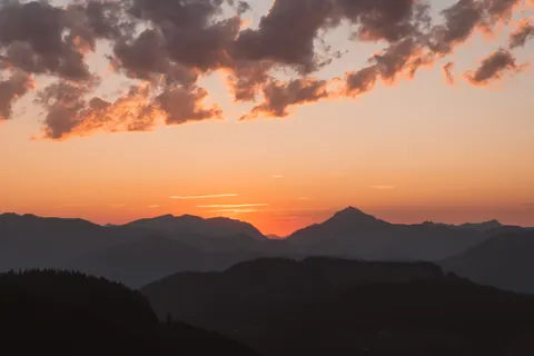 Mountain Range 4K Wallpaper · mountains · 3840×2562