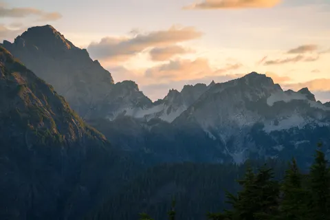 Mountain Range 4K Wallpaper · mountains · 3840×2560