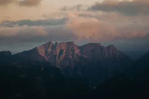 Fondo de pantalla Cordillera 4K · mountains · 3840×2560