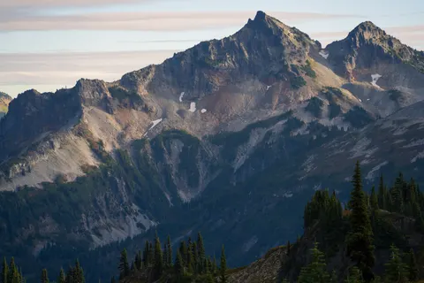Mountain Range 4K Wallpaper · mountains · 3840×2560