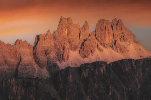 خلفية سلسلة جبال بدقة 4K · mountains · 3840×2560