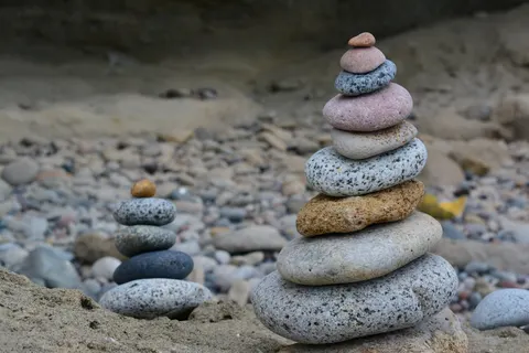Fond d'écran Pierres zen 4K · minimal · 3840×2560