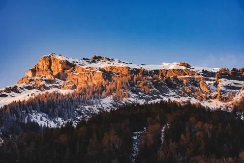 Papel de parede Cordilheira 4K · mountains · 3840×2560