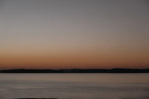 والپیپر افق گرادیانی با کیفیت 4K · minimal · 3840×2560