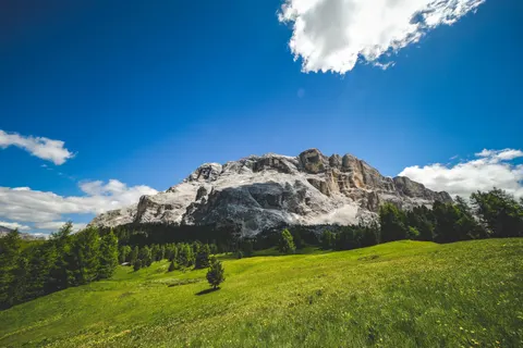 Fond d'écran Dolomites 4K · mountains · 3840×2560