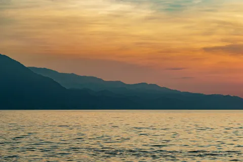 漸變地平線 4K桌布 · minimal · 3840×2560