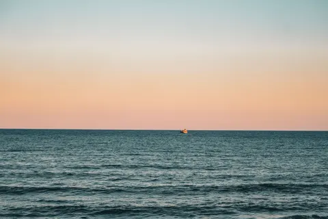 漸變地平線 4K桌布 · minimal · 3840×2560