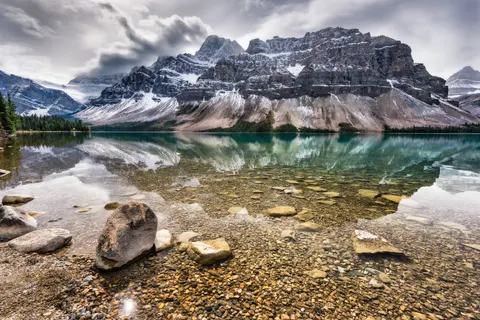 Mountain Lake 4K Wallpaper · mountains · 3840×2563