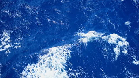 Papel de parede Ondas do Oceano 4K · ocean · 3840×2161