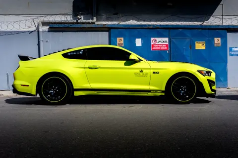 Sportwagen 4K Hintergrundbild · cars · 3840×2560
