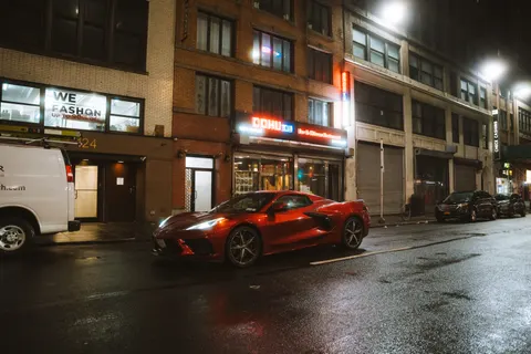 خلفية سيارة رياضية بدقة 4K · cars · 3840×2560