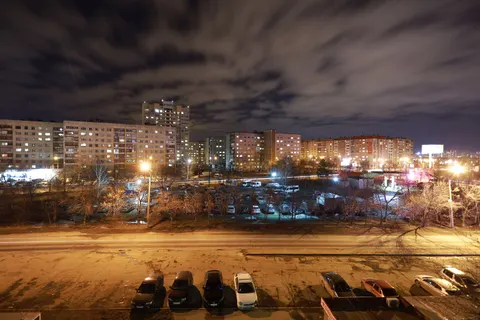 Fond d'écran Voiture de nuit 4K · cars · 3840×2560