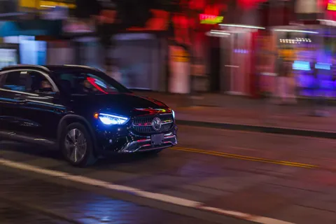 Car at Night 4K Wallpaper · cars · 3840×2560
