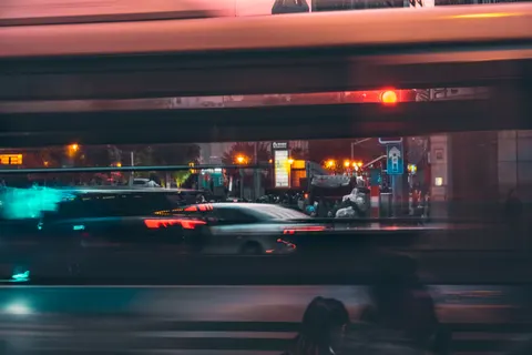 夜色中的汽車 4K桌布 · cars · 3840×2560