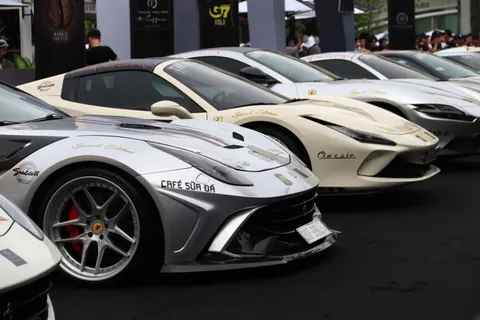 स्पोर्ट्स कार 4K वॉलपेपर · cars · 3840×2560