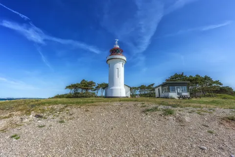 Fondo de pantalla Costa del faro 4K · ocean · 3840×2560
