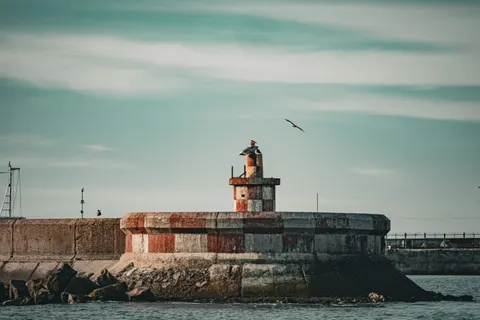 灯塔海岸 4K壁纸 · ocean · 3840×2560