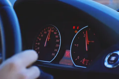 خلفية داخلية السيارة بدقة 4K · cars · 3840×2560