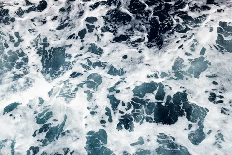 Fondo de pantalla Olas del Océano 4K · ocean · 3840×2560