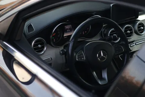 خلفية داخلية السيارة بدقة 4K · cars · 3840×2560