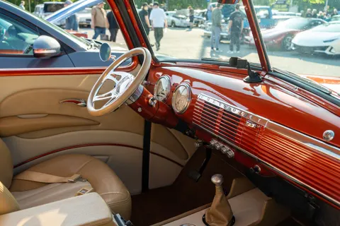 Sfondo Interno Auto 4K · cars · 3840×2560