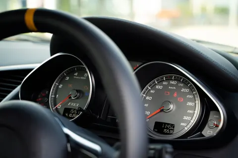 Sfondo Interno Auto 4K · cars · 3840×2560