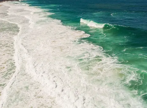 Meereswellen 4K Hintergrundbild · ocean · 3840×2812