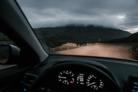 خلفية داخلية السيارة بدقة 4K · cars · 3840×2561