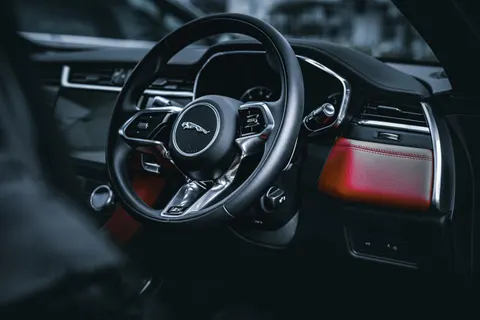 خلفية داخلية السيارة بدقة 4K · cars · 3840×2560