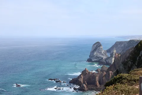 바다 절벽 4K 배경화면 · ocean · 3840×2560