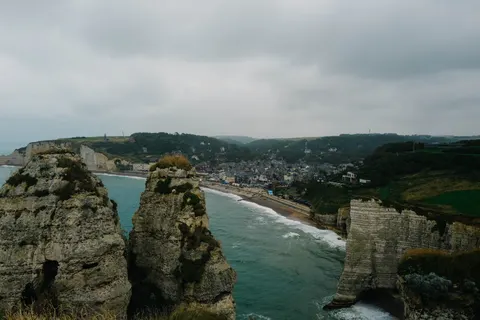 خلفية جرف المحيط بدقة 4K · ocean · 3840×2556