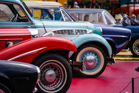 經典老爺車 4K桌布 · cars · 3840×2560
